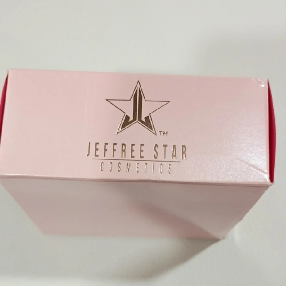 Jeffree Star Magic Star Luminous Setting Powder - Natural